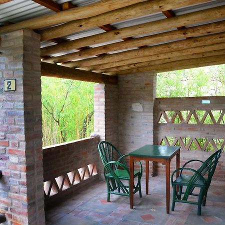 La Toma Complejo De Montana - Cabanas Y Habitaciones En Hosteria Міна-Клаверо Екстер'єр фото