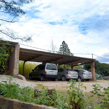 La Toma Complejo De Montana - Cabanas Y Habitaciones En Hosteria Міна-Клаверо Екстер'єр фото