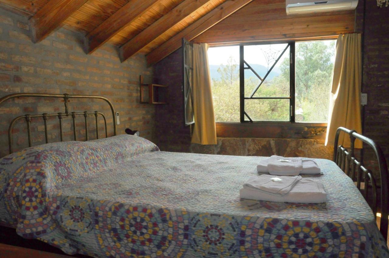 La Toma Complejo De Montana - Cabanas Y Habitaciones En Hosteria Міна-Клаверо Екстер'єр фото