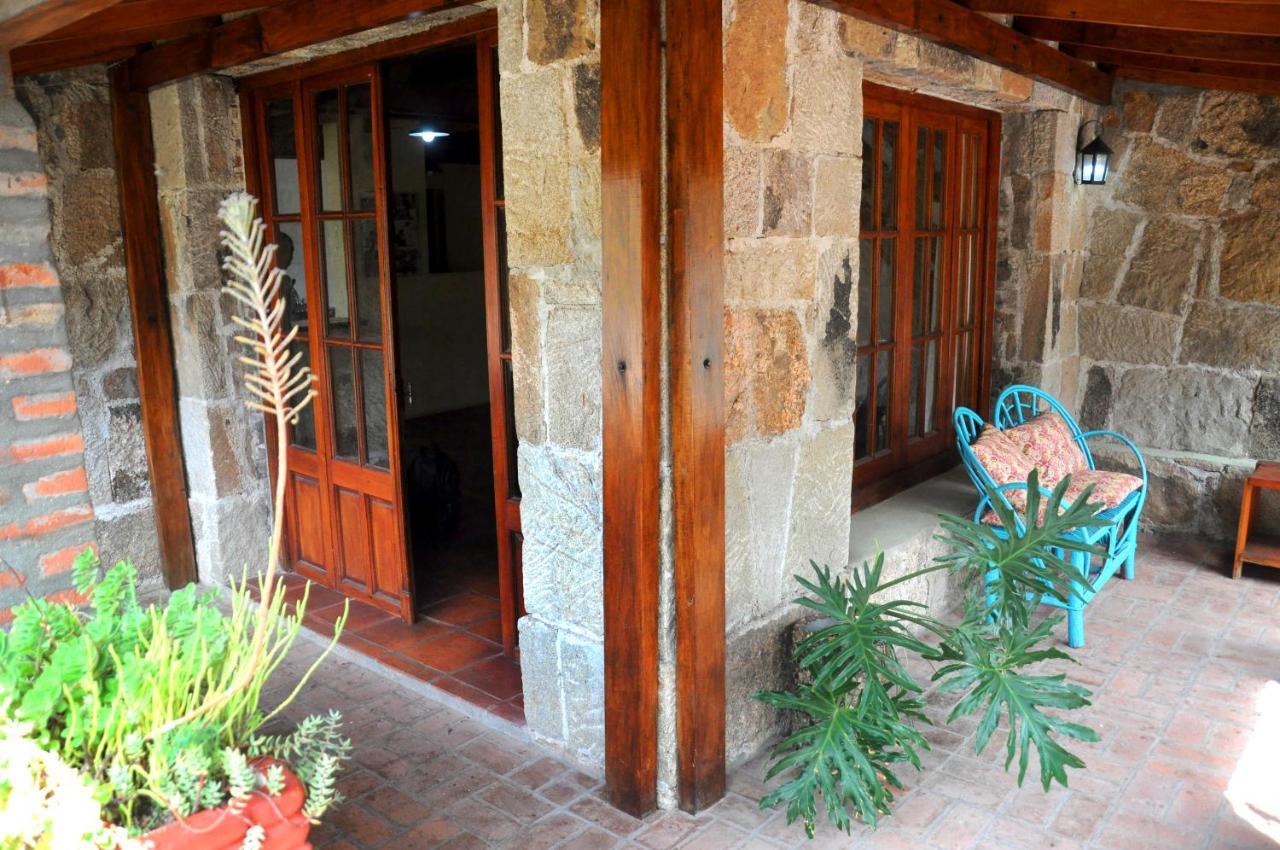 La Toma Complejo De Montana - Cabanas Y Habitaciones En Hosteria Міна-Клаверо Екстер'єр фото