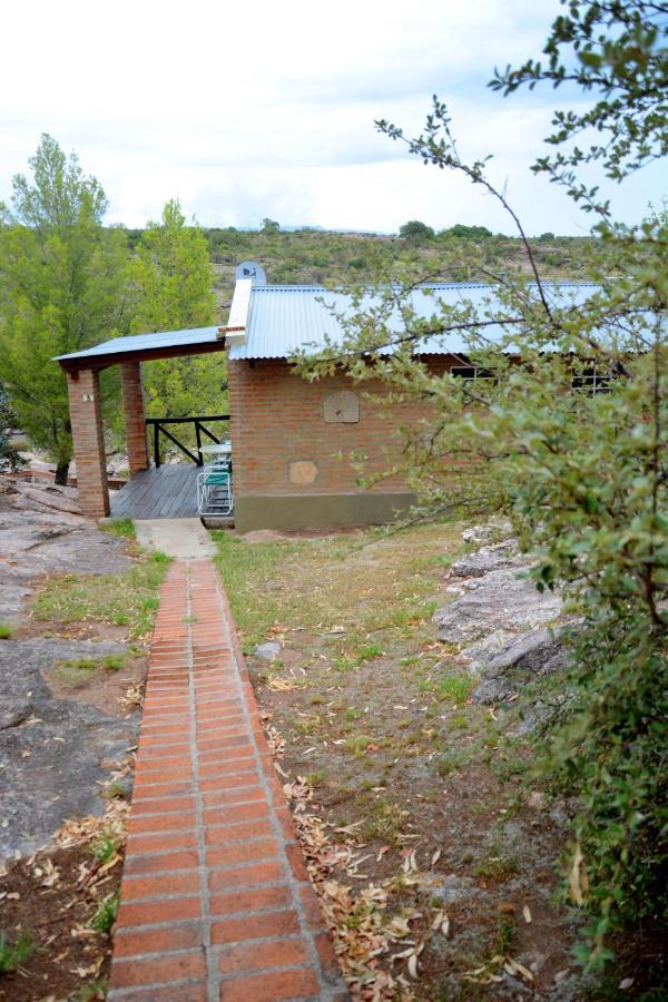 La Toma Complejo De Montana - Cabanas Y Habitaciones En Hosteria Міна-Клаверо Екстер'єр фото
