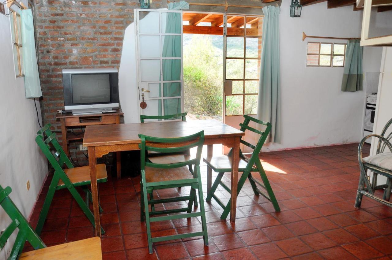 La Toma Complejo De Montana - Cabanas Y Habitaciones En Hosteria Міна-Клаверо Екстер'єр фото