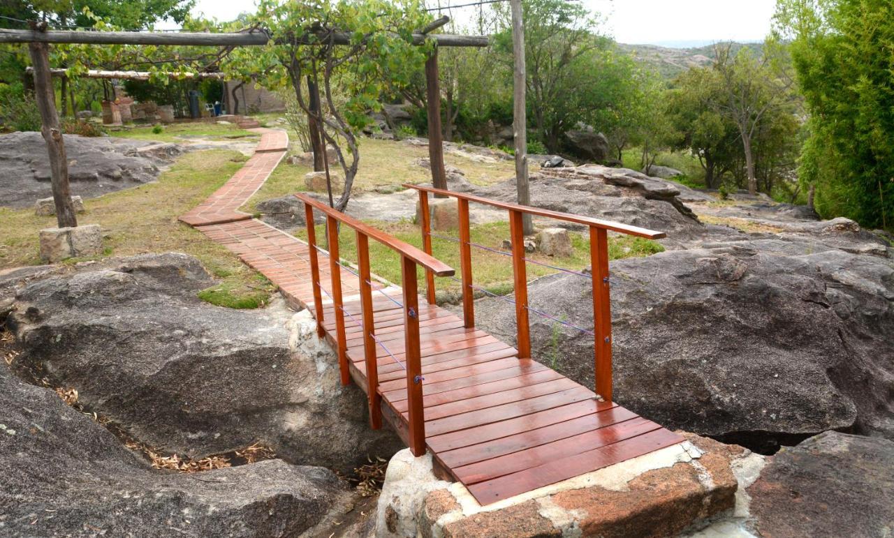 La Toma Complejo De Montana - Cabanas Y Habitaciones En Hosteria Міна-Клаверо Екстер'єр фото
