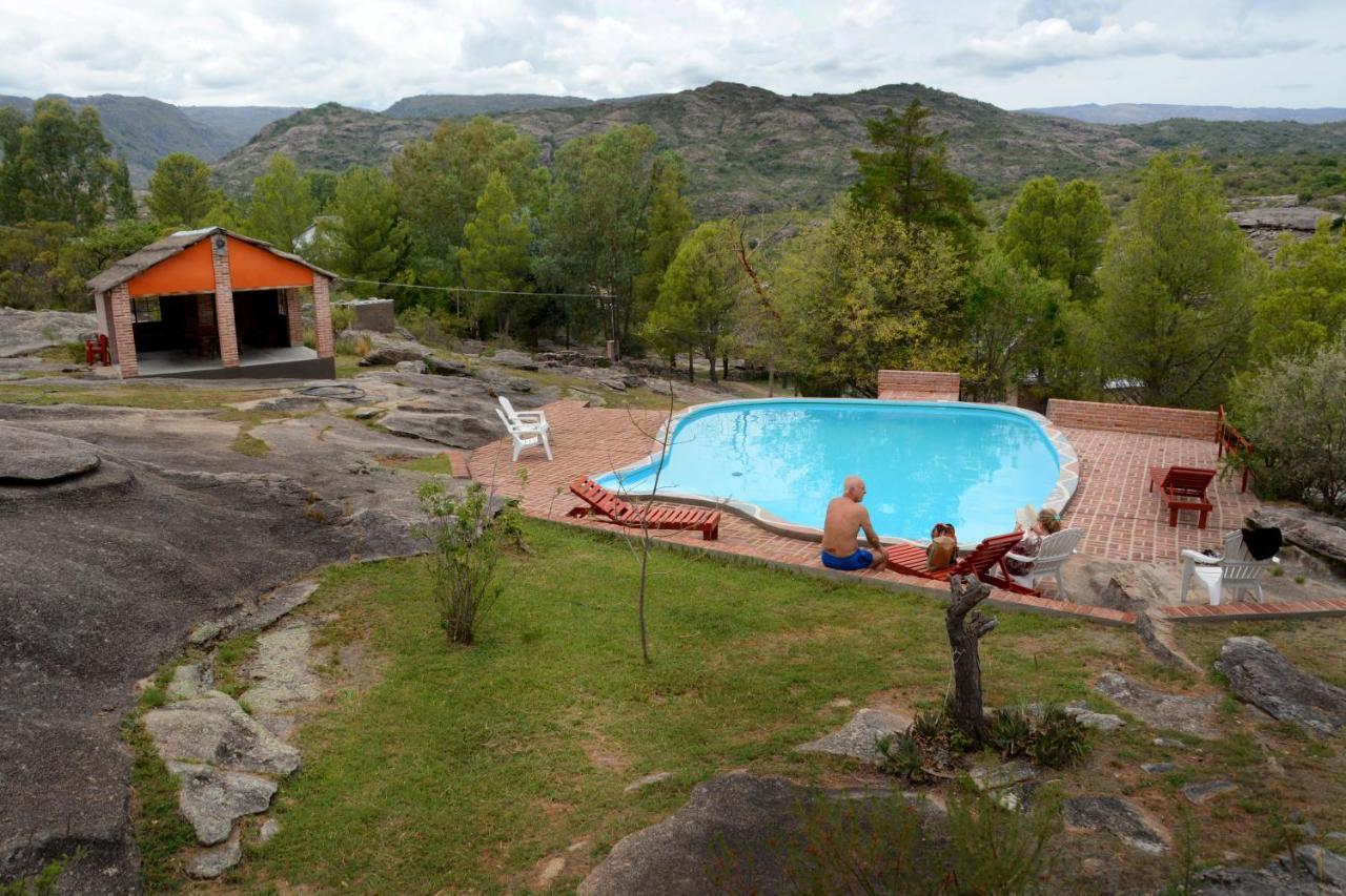 La Toma Complejo De Montana - Cabanas Y Habitaciones En Hosteria Міна-Клаверо Екстер'єр фото