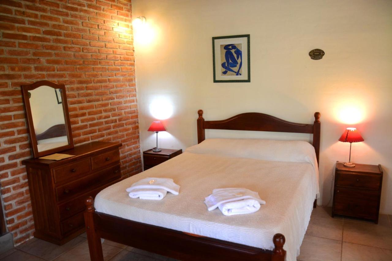 La Toma Complejo De Montana - Cabanas Y Habitaciones En Hosteria Міна-Клаверо Екстер'єр фото
