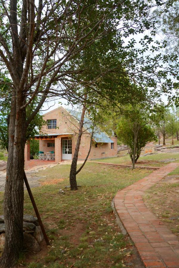 La Toma Complejo De Montana - Cabanas Y Habitaciones En Hosteria Міна-Клаверо Екстер'єр фото